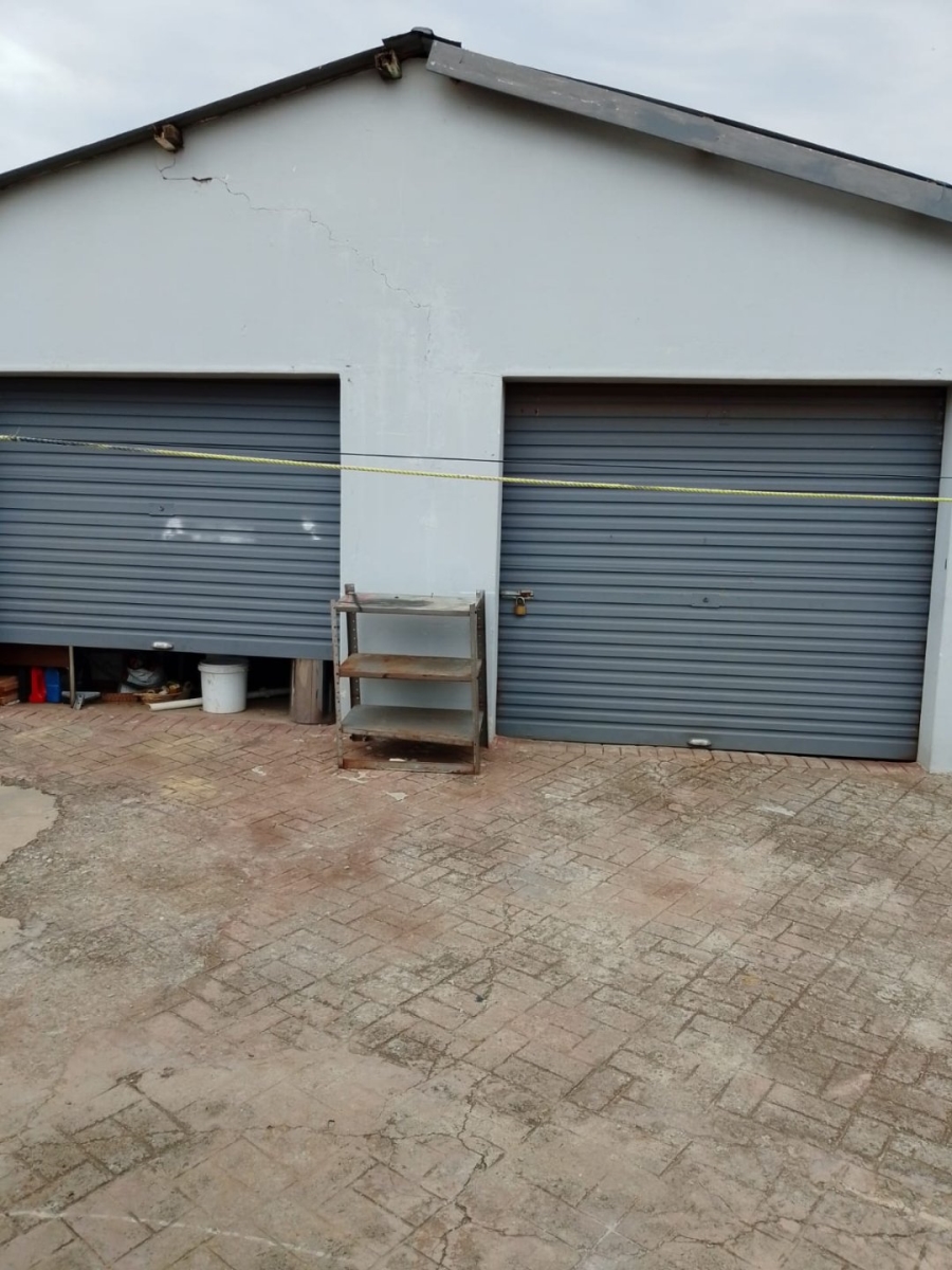 5 Bedroom Property for Sale in Meiringspark North West
